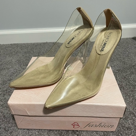 Nude/clear heels - Picture 7 of 12